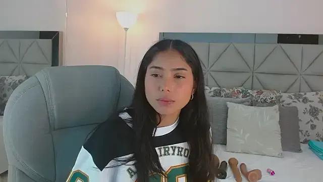 Milaa_Star_ from StripChat