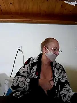 MILEIDE980 on StripChat