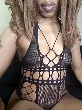 MILFCandy on StripChat