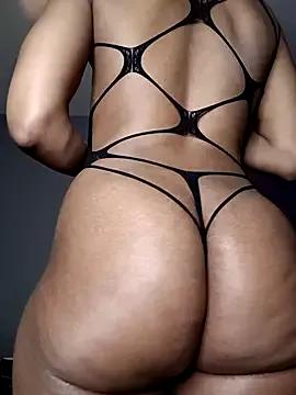 MILFCandy on StripChat