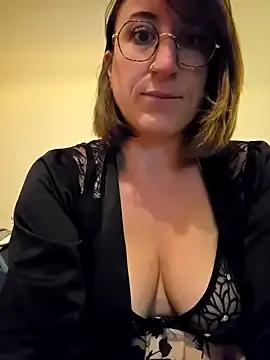 Freechat minierose on StripChat