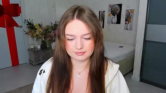 MiracleCurly on StripChat 