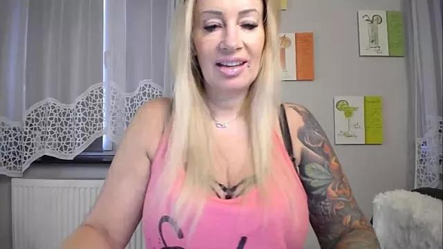 Private missjenn_x on StripChat