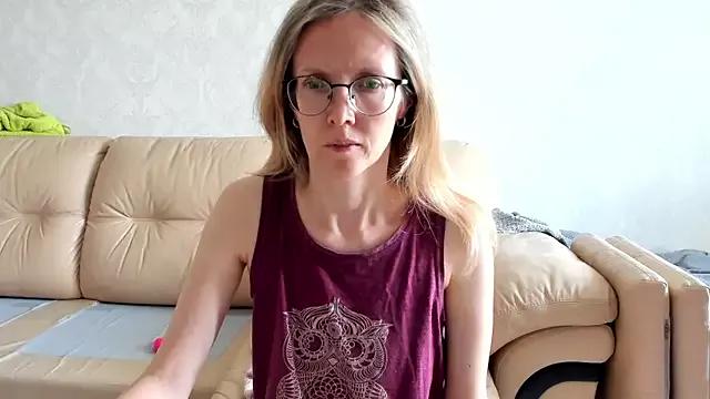 Freechat MollyStory on StripChat