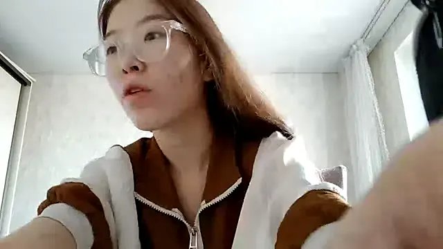 MollyTiger on StripChat