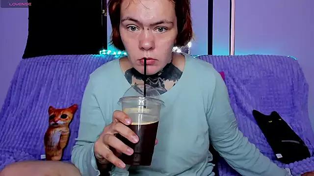 Moon_Owls on StripChat