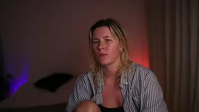 Sexy Moonamii wants you to fuck her body now moonamii from StripChat