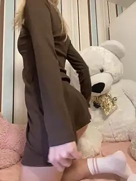 Explore My_Hotgirl, she wants to masturbate for you My_Hotgirl from StripChat