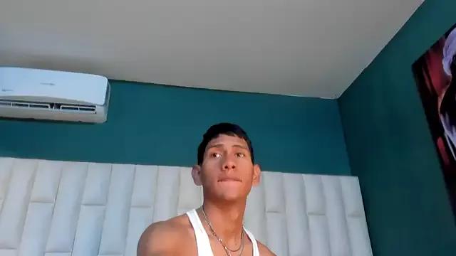 Nick_Collins18 on StripChat 