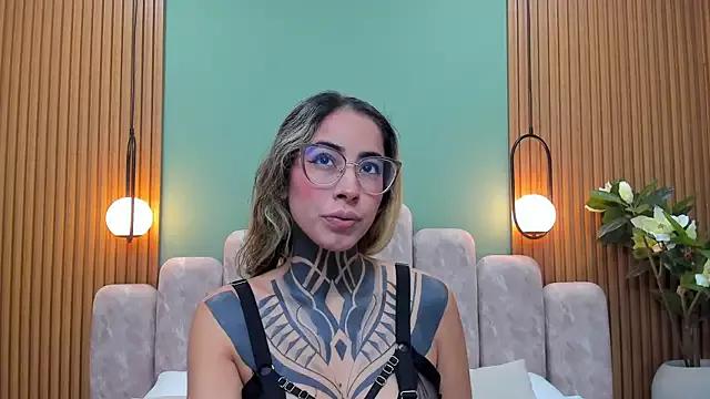 Private NicoleBlum on StripChat