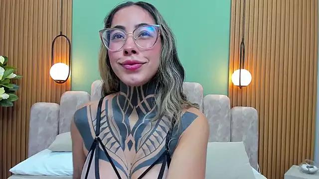 Private NicoleBlum on StripChat