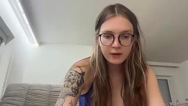 Private NikaCyberslut on StripChat