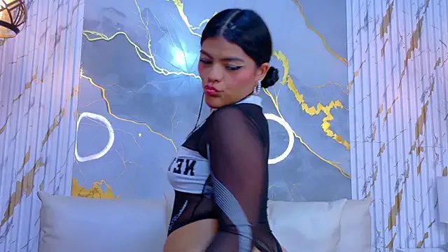 Freechat NIKIBUNNY on StripChat