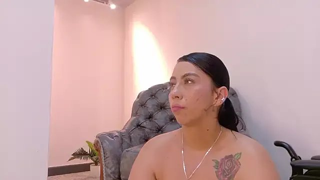 Freechat niky_smit on StripChat