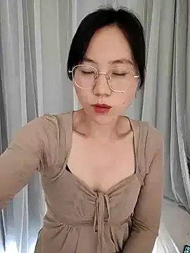nini10052025 on StripChat