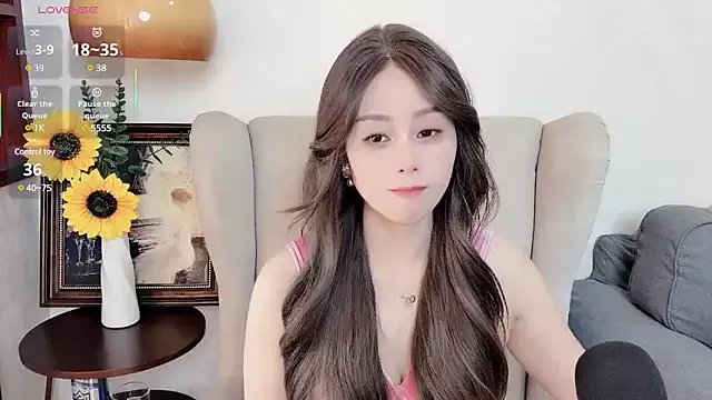 Freechat NovaNana on StripChat