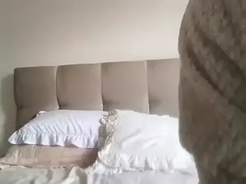 Freechat paolajonez on StripChat