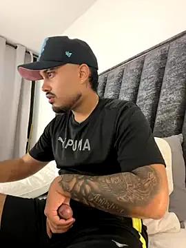 Discover PapiStan, he wants to masturbate for you PapiStan from StripChat