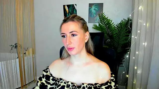 PassionGlow on StripChat 