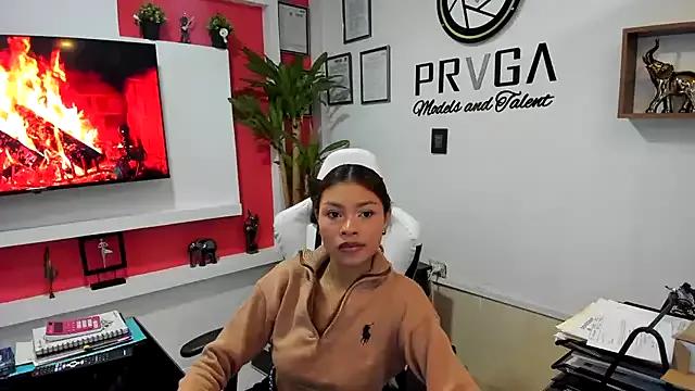 Perla_prg on StripChat 