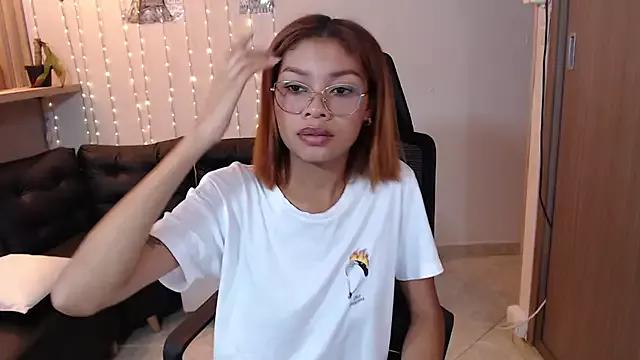 Perla_prg on StripChat 