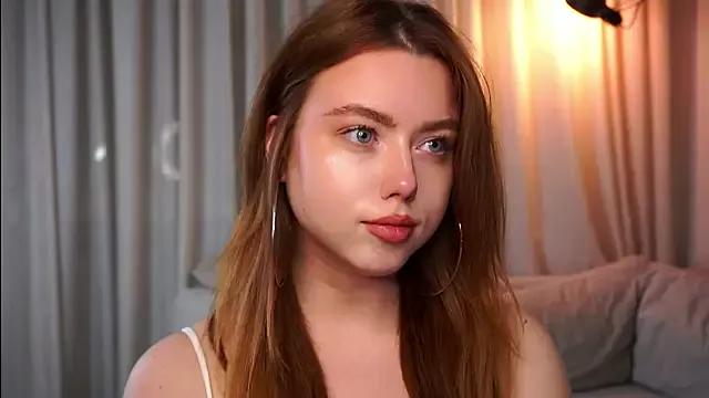 PhyllisBuoy on StripChat 