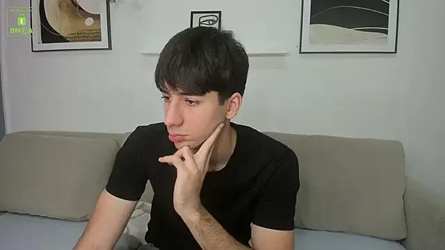 Explore StripChat's Quentin_Blake Quentin_Blake from StripChat