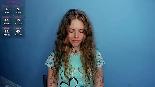 RayaNenlia on StripChat 