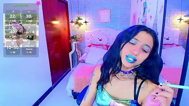 REDHOTTER_ on StripChat