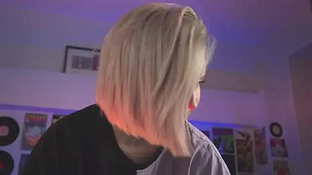 ReiYosimoto on StripChat 