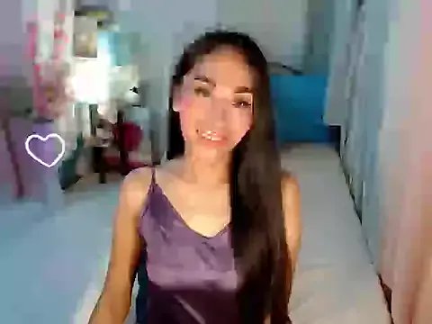 RomanticPearlTS on StripChat