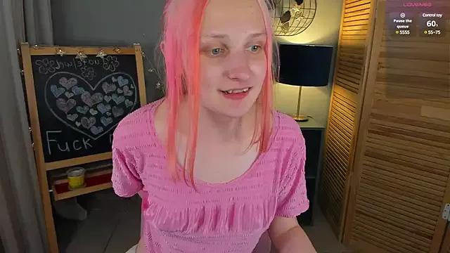 SallyFishery on StripChat 