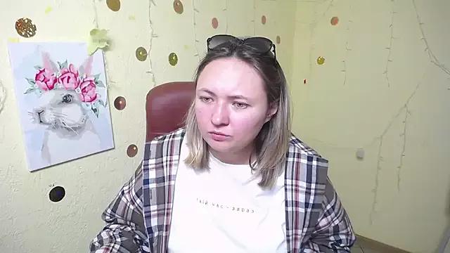 SallyVerda on StripChat 