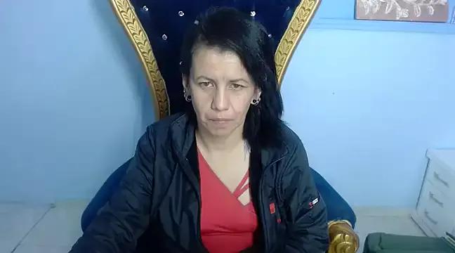 Samantha_Redsx21 on StripChat 