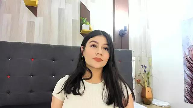 Sara_Johnsonn on StripChat 
