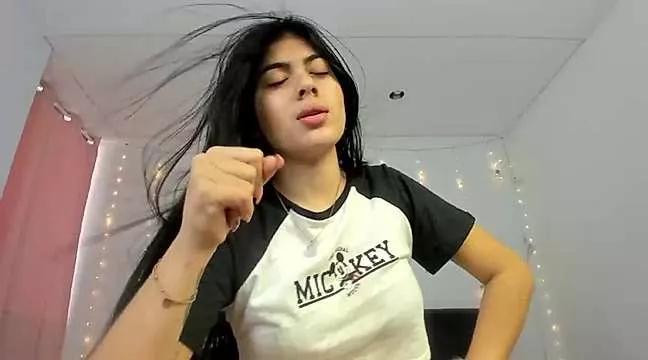 Sarasanders_4 on StripChat 