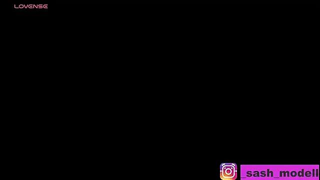 sasha_xxxx on StripChat 