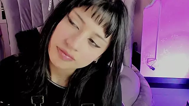 Freechat Seren_Bleck on StripChat