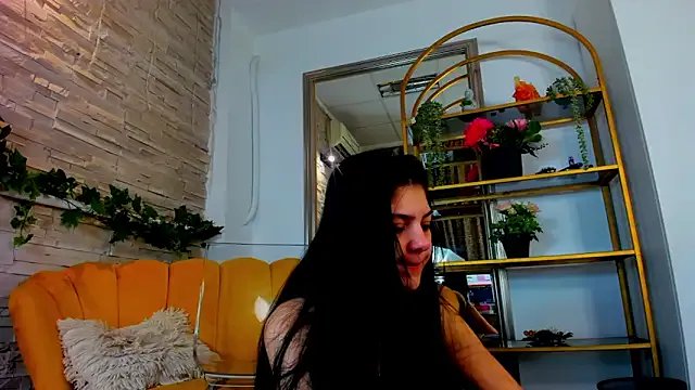 SerennaNoir from StripChat