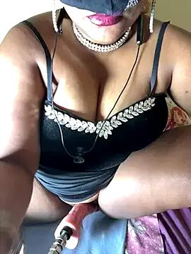 Cute Sexyhotyrani wants you to fuck her body now Sexyhotyrani from StripChat