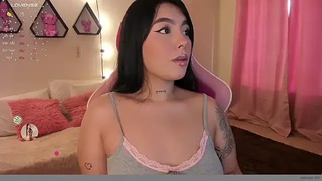 Freechat shantall_vidales_ on StripChat