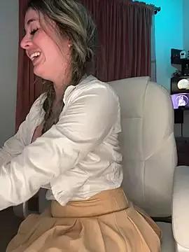 Sharon_07 on StripChat 