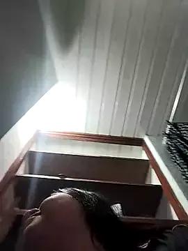 sharyl_24 on StripChat 