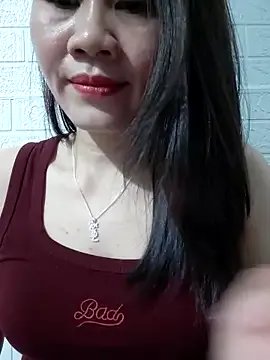 Singlemom69x from StripChat