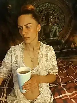 Freechat SlimBellaa on StripChat