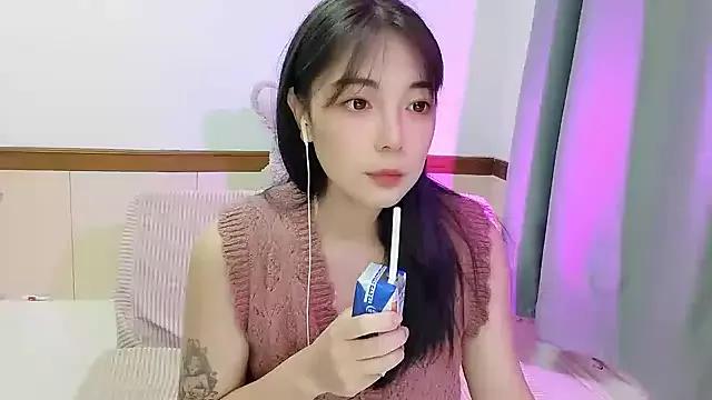 Freechat Song_99 on StripChat