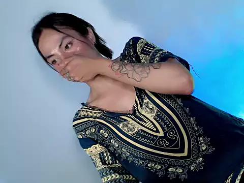 spicyhugecock on StripChat