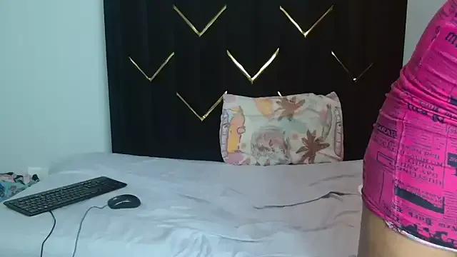 Sexy StallionMilf_Queen wants you to fuck their body now StallionMilf_Queen from StripChat