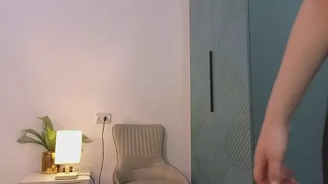 Still_eva on StripChat