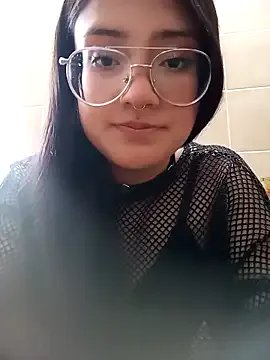 StrawberryPink_ from StripChat